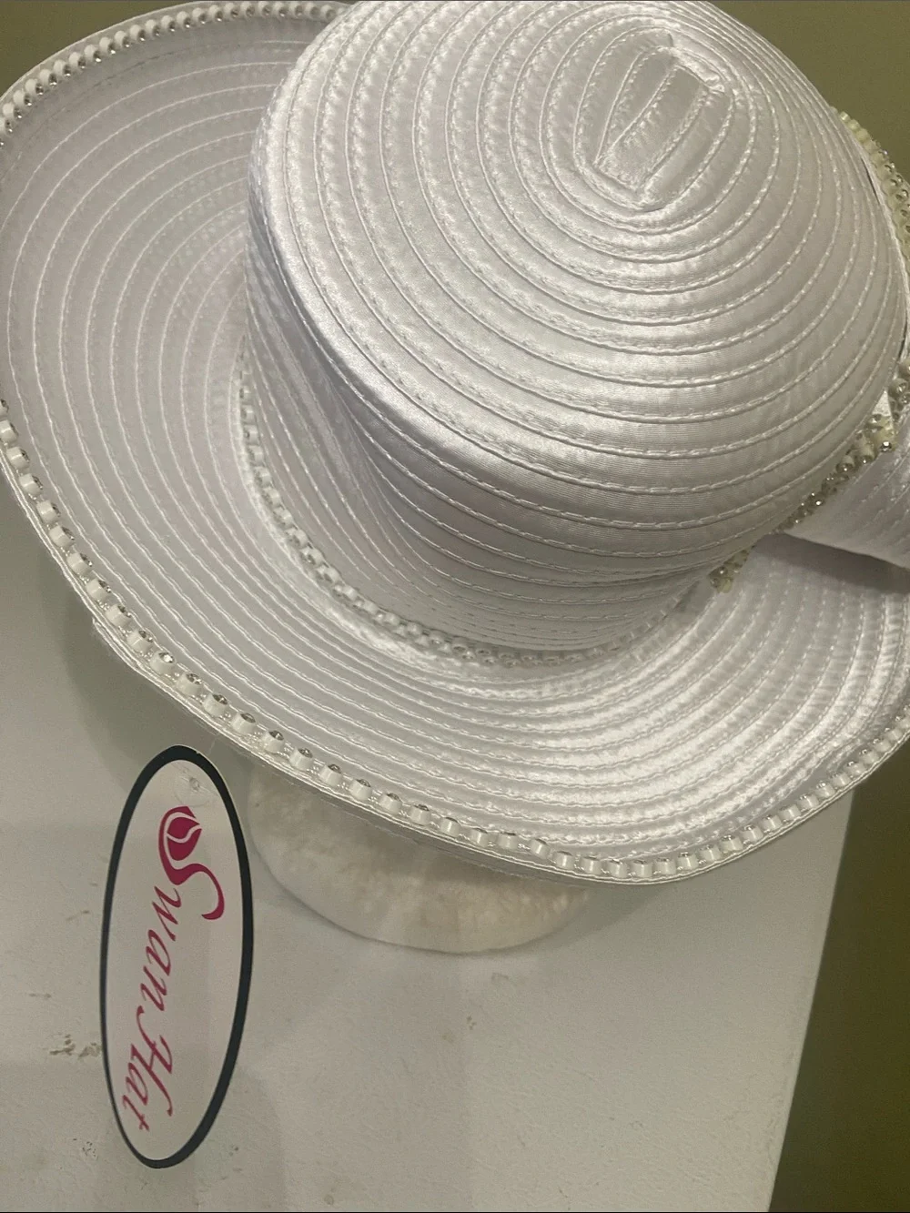 Beautiful NWT Dress Hat / Church Hat by Swan